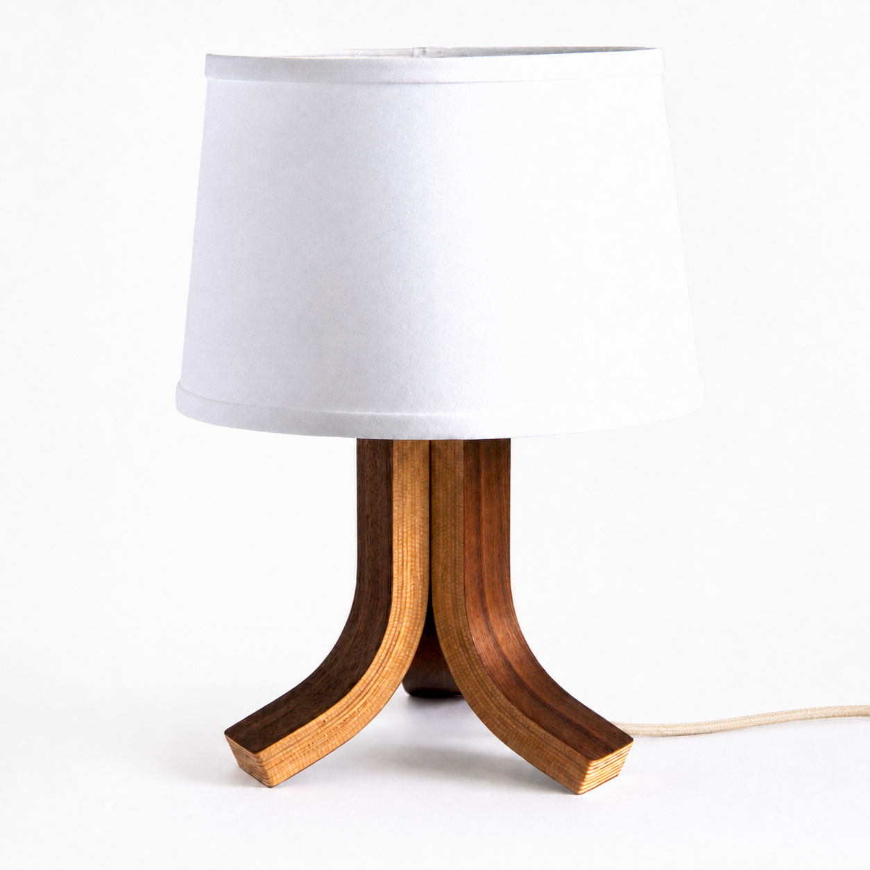Tiny Traverse Lamp