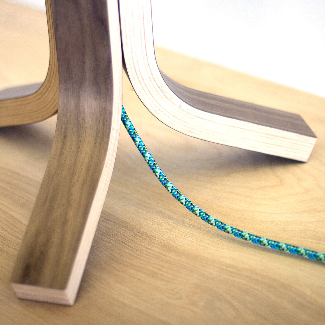 Ciseal Traverse Table Lamp Walnut